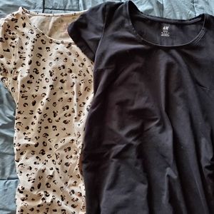 2 Maternity Dresses (Medium)